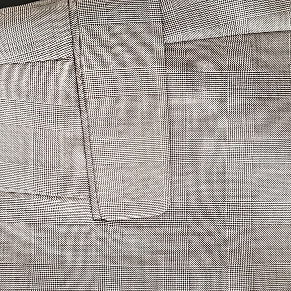 Express Men's Suit - Picture 11 of 16